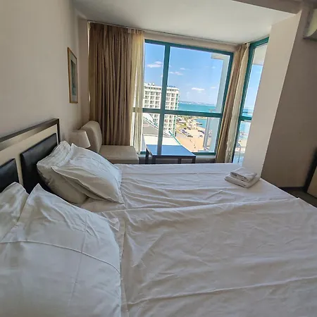 Studio-golden Sands Sea View-berlin Golden Апартаменти *