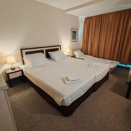 Studio-golden Sands Sea View-berlin Golden Апартаменти *