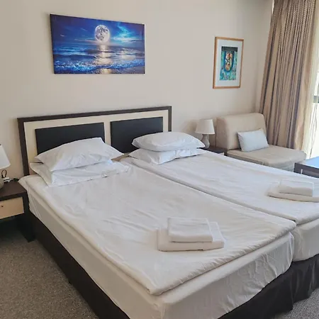 Studio-golden Sands Sea View-berlin Golden Апартаменти *